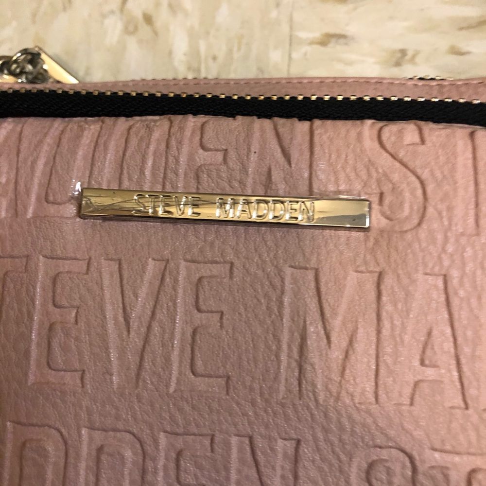 Steve Madden BGlamm Blush Crossbody - Picture 3 of 5